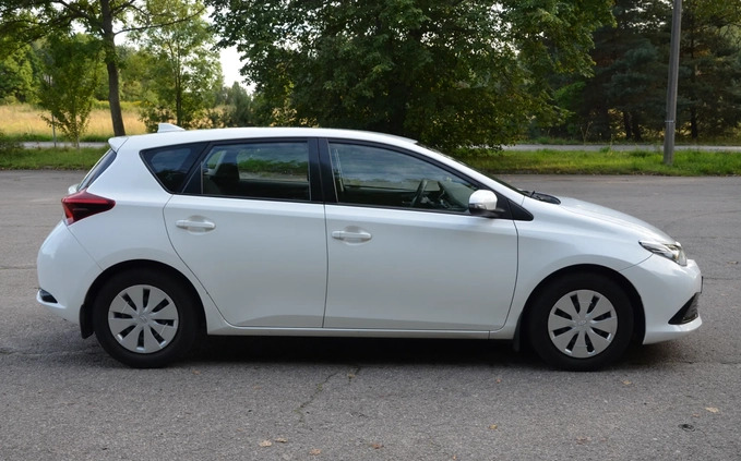 Toyota Auris cena 44500 przebieg: 170000, rok produkcji 2016 z Zawiercie małe 137